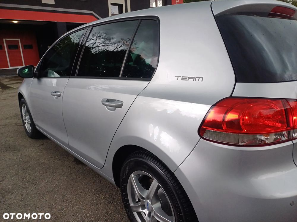 Volkswagen Golf 1.2 TSI Team - 11