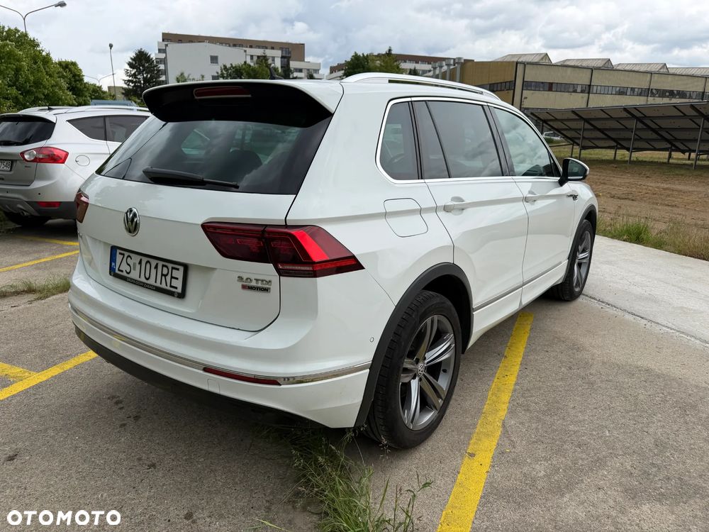 Volkswagen Tiguan 2.0 TDI SCR 4MotION DSG R-Line - 10