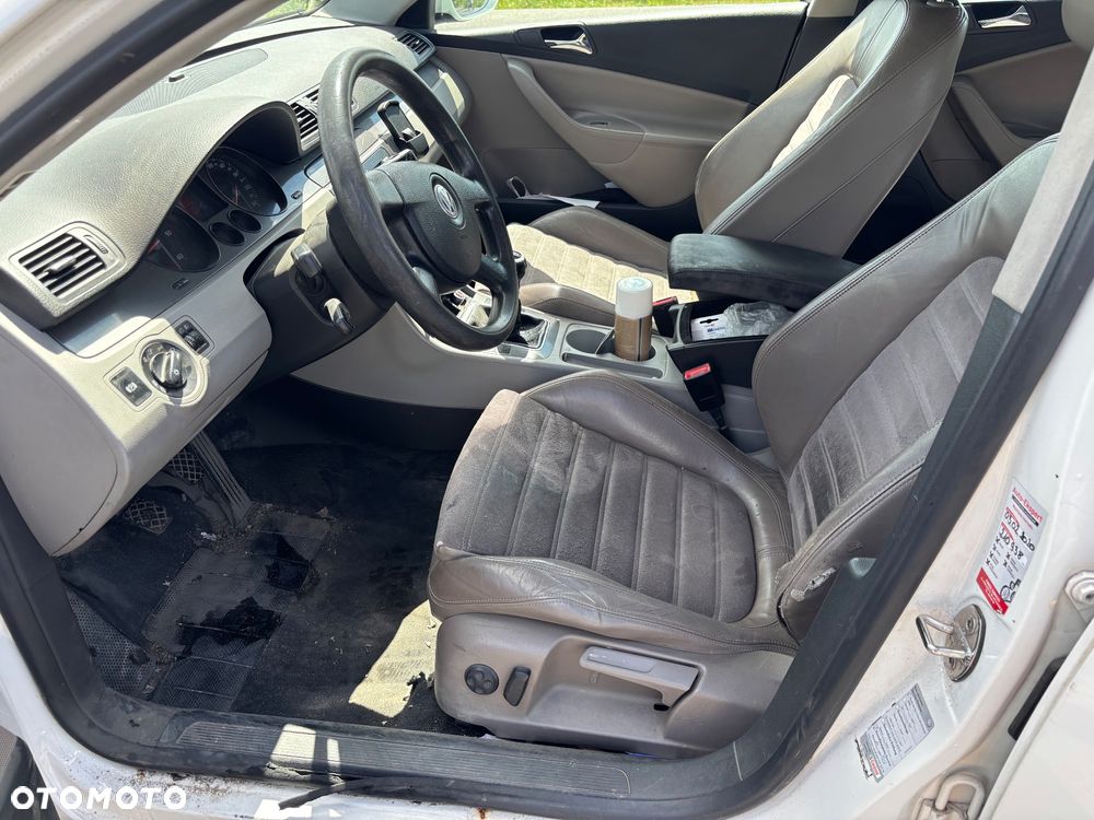 Volkswagen Passat 1.9 TDI Comfortline - 7