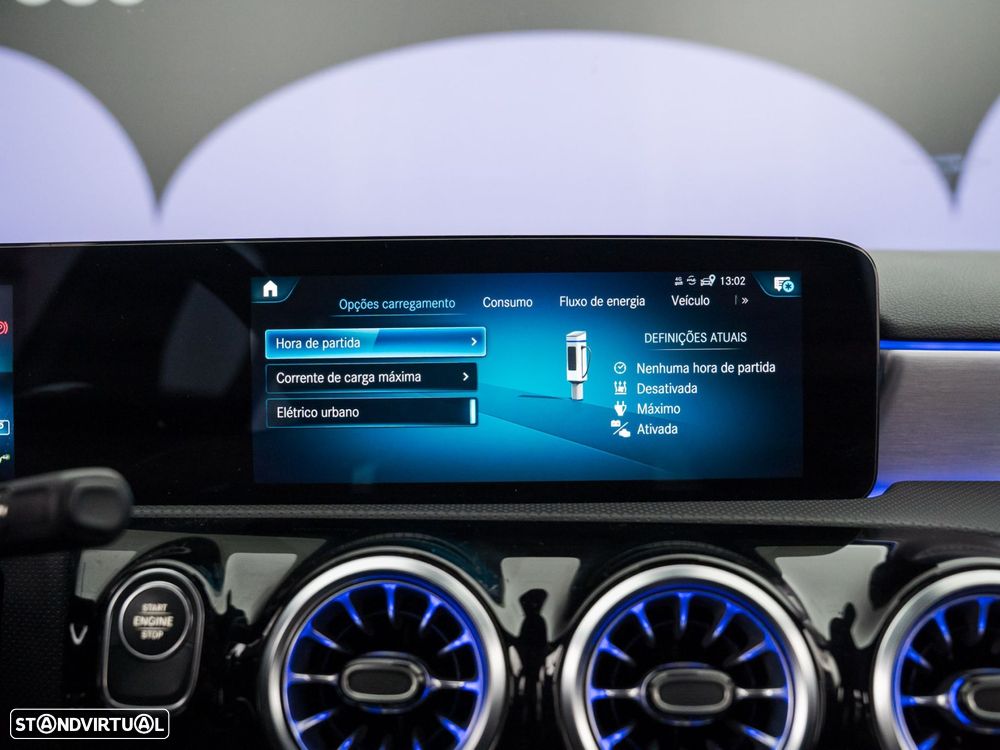 Mercedes-Benz A 250 e AMG Line - 30