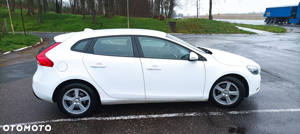 Volvo V40 D2 Drive-E Kinetic - 3