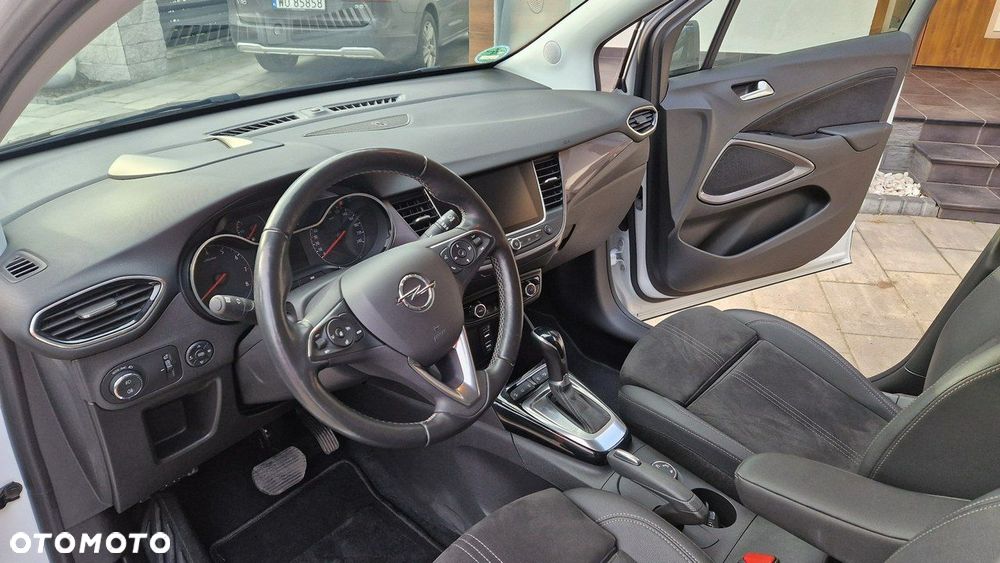 Opel Crossland - 25
