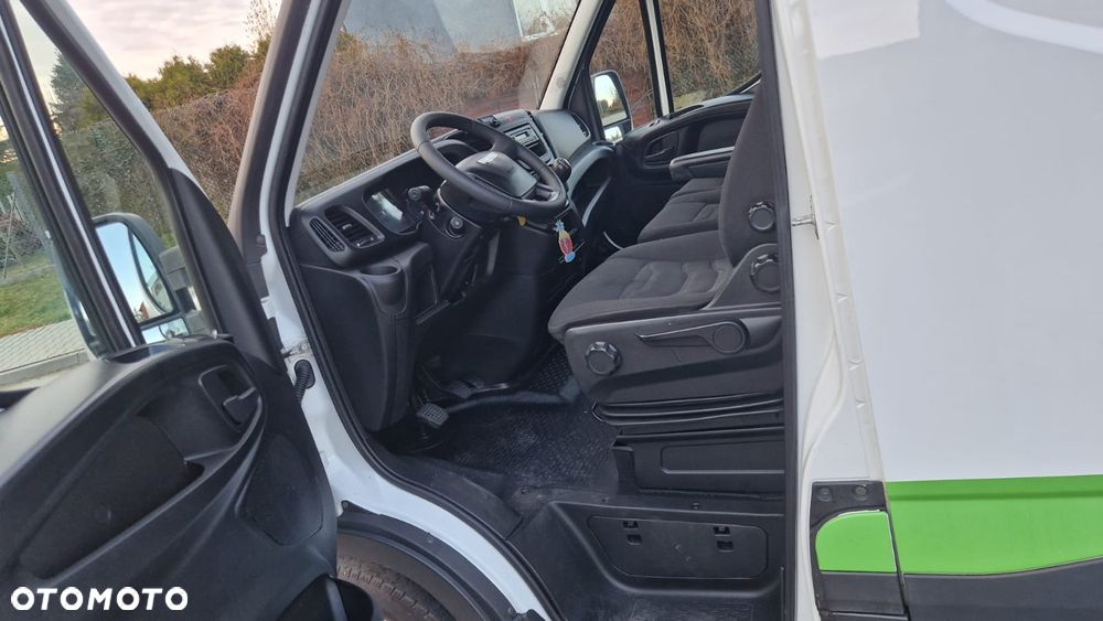 Iveco DAILY 35-130 - 10