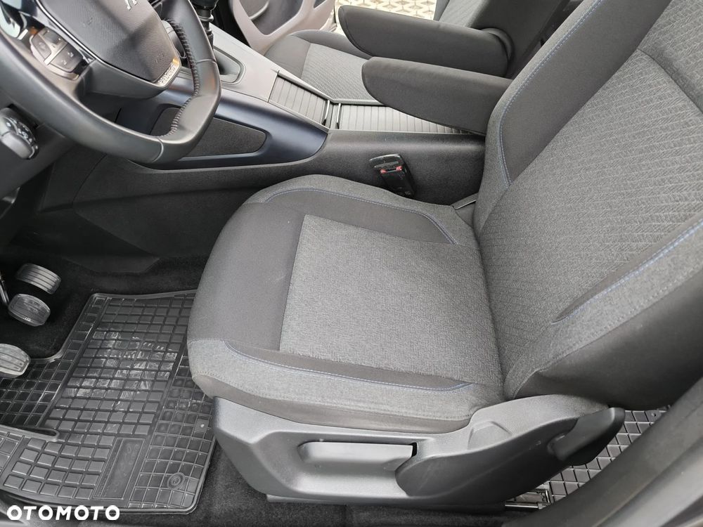 Peugeot Rifter Long 1.5 BlueHDI Allure S&S (7-os.) - 22