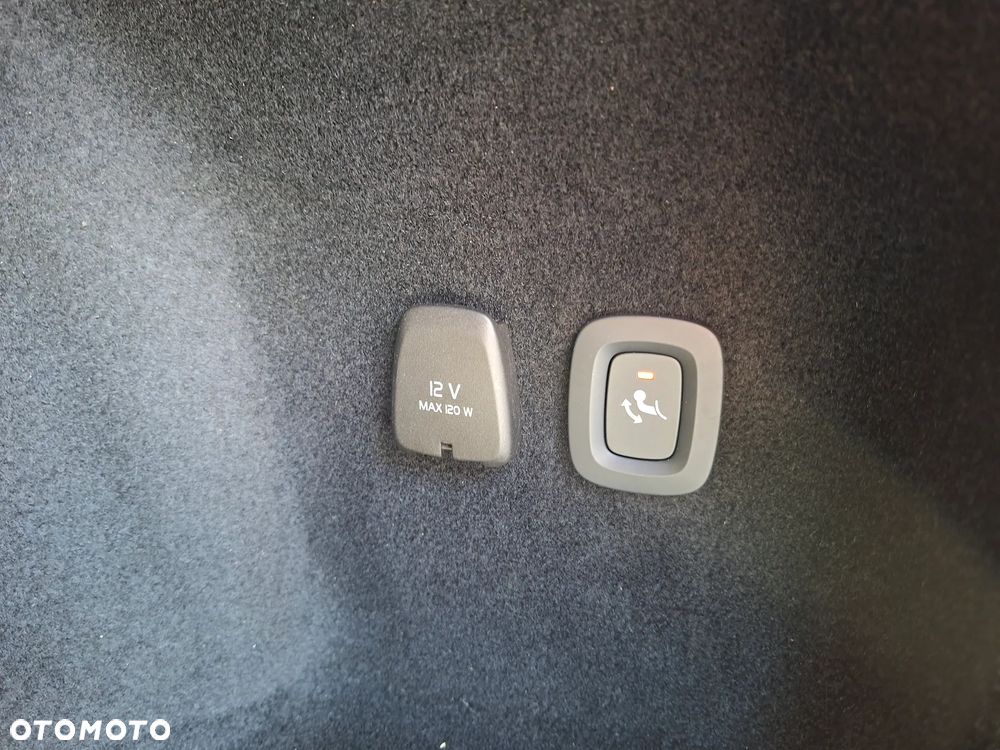 Volvo V60 B3 B Momentum Pro - 19
