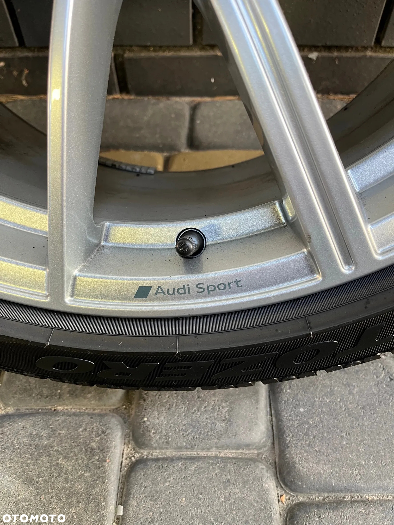 Audi RS4 TFSI Quattro Tiptronic - 35