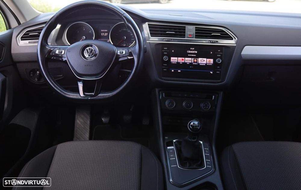 VW Tiguan 1.6 TDI Confortline - 15