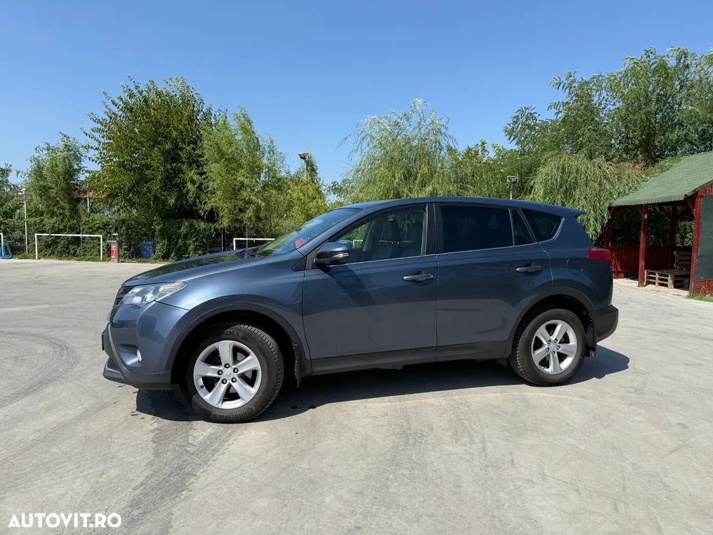 Toyota RAV4 2.2 D-4D 4WD Luxury - 10