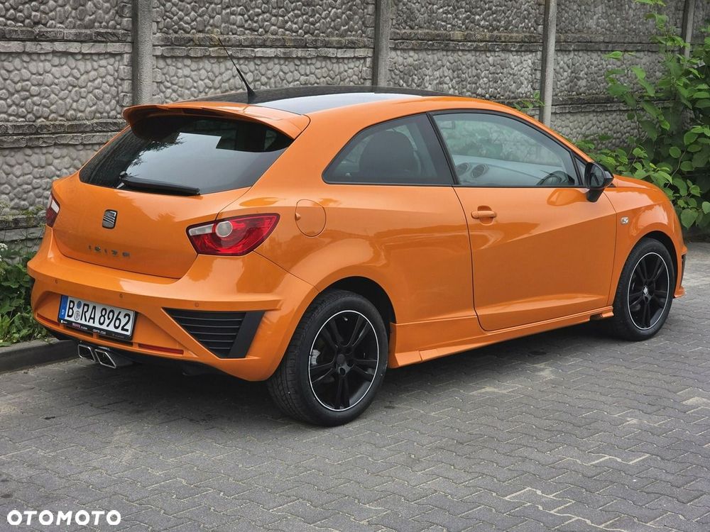 Seat Ibiza SC 1.6 16V Sport - 8