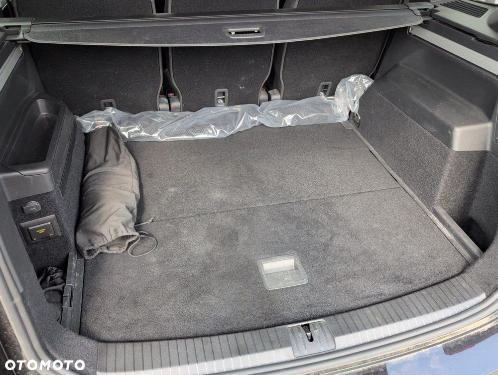 Volkswagen Touran 1.5 TSI EVO Highline DSG - 9