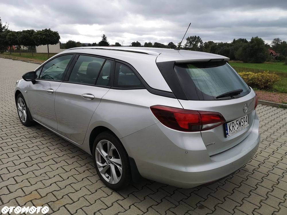 Opel Astra 1.2 T Elegance S&S - 6