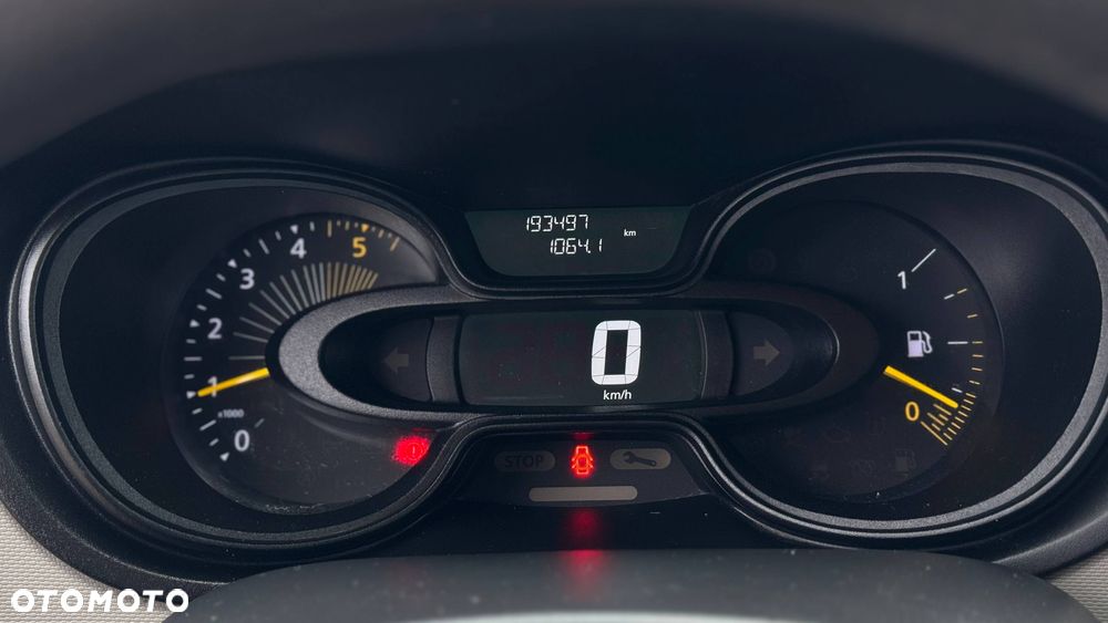 Renault Trafic Grand Combi L2H1 Authentique - 12