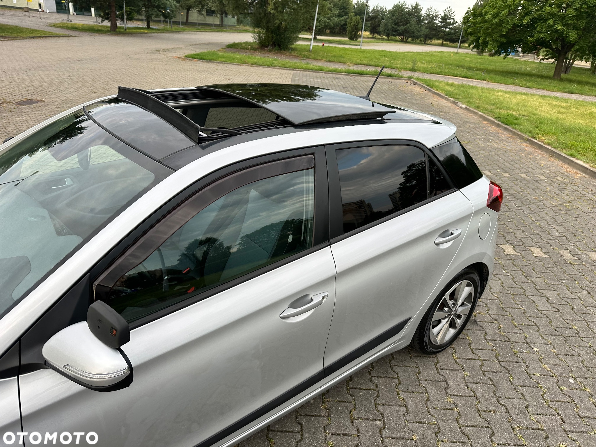 Hyundai i20 1.2 Comfort - 11