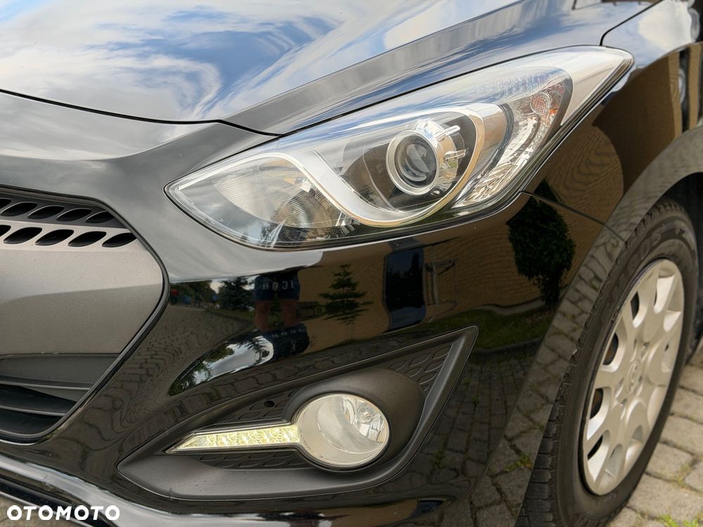 Hyundai i30 1.4 Premium - 11