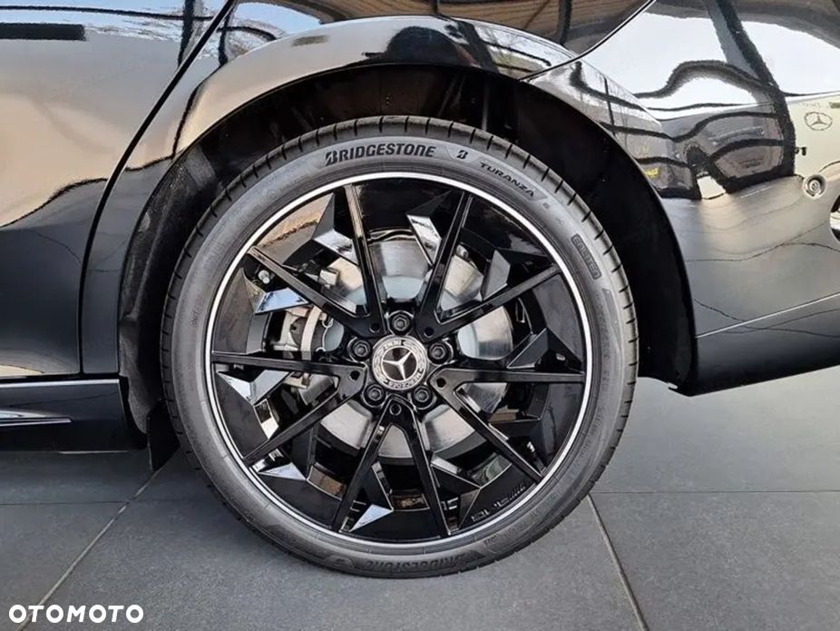 Mercedes-Benz CLA - 21