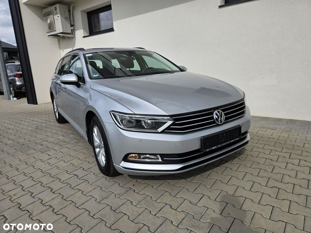 Volkswagen Passat Variant - 1