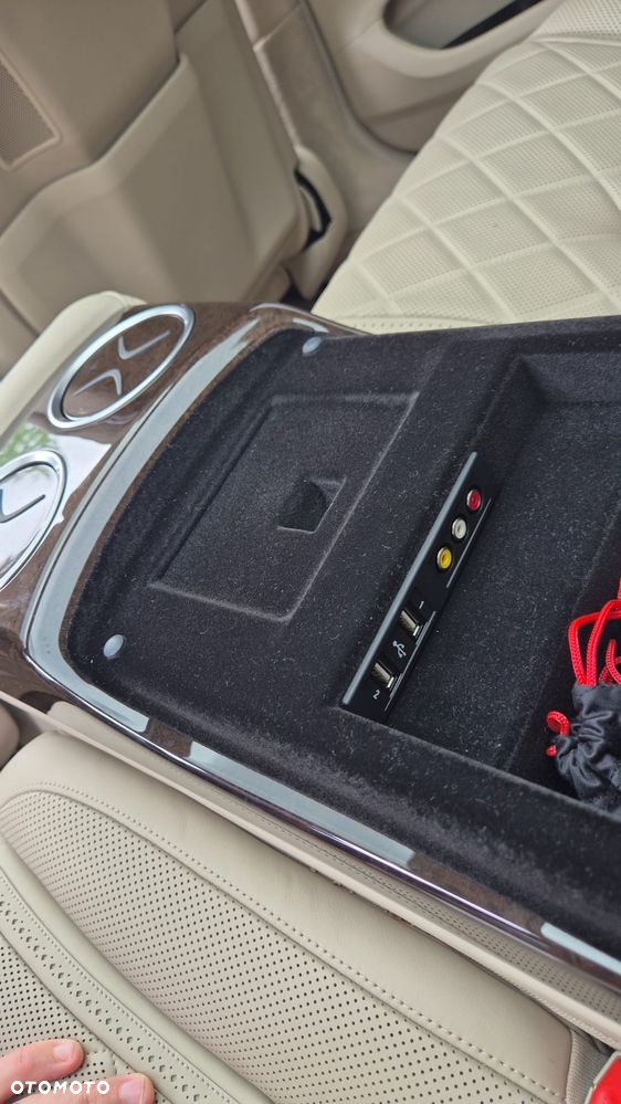 Mercedes-Benz Klasa S 500 4-Matic L 7G-TRONIC - 26