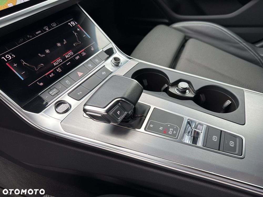 Audi A6 Avant - 27