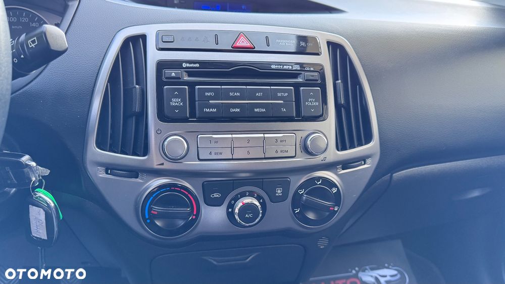 Hyundai i20 1.25 Comfort - 27