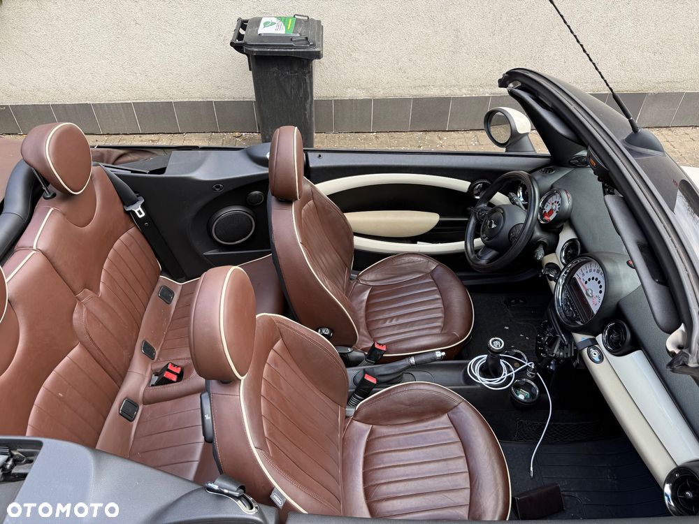 MINI Cooper Standard - 4