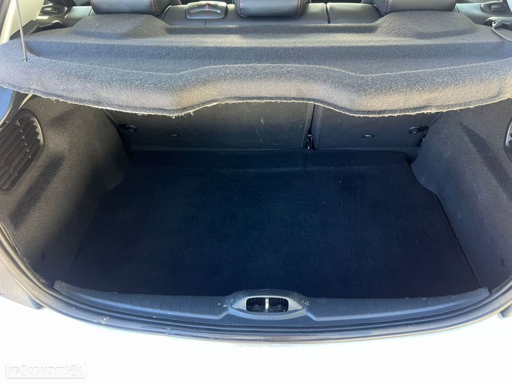 Peugeot 208 1.2 PureTech GT Line - 17