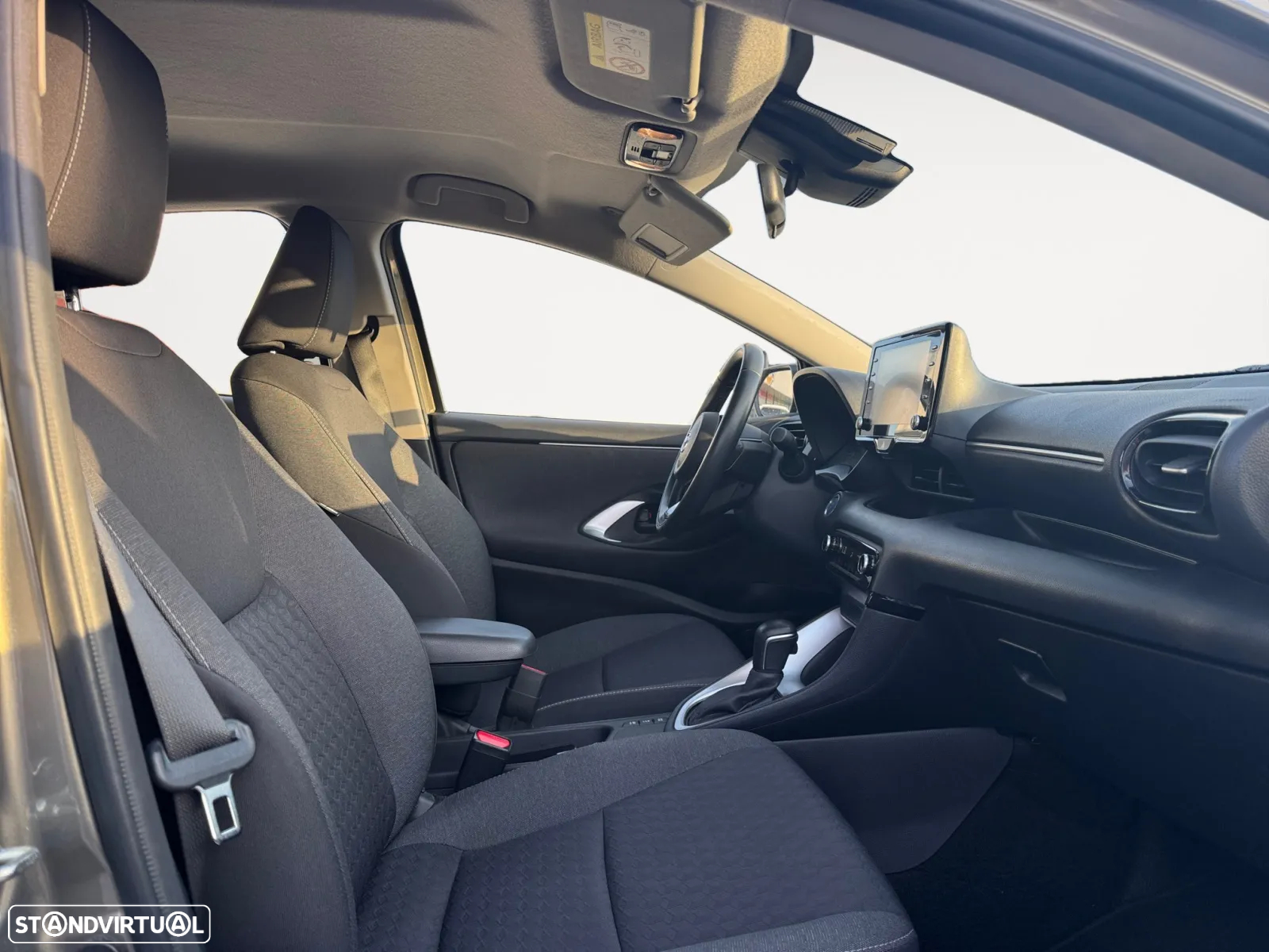 Mazda 2 - 16