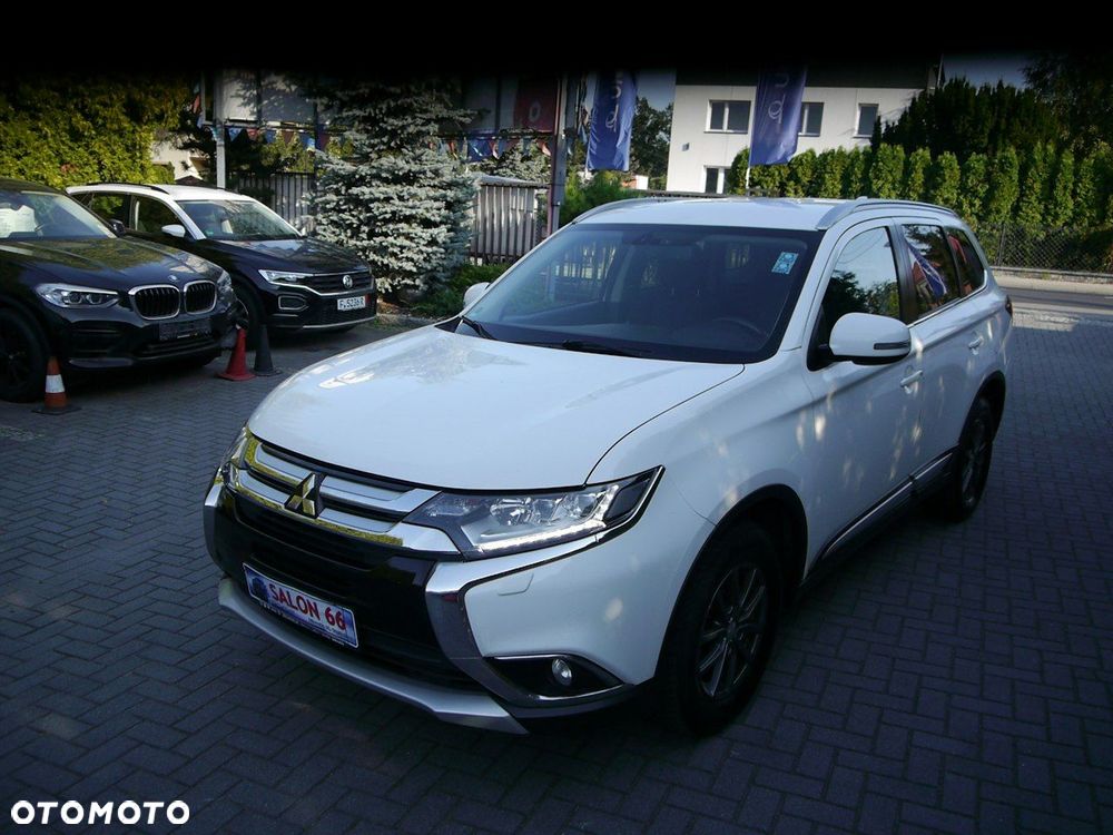 Mitsubishi Outlander - 3