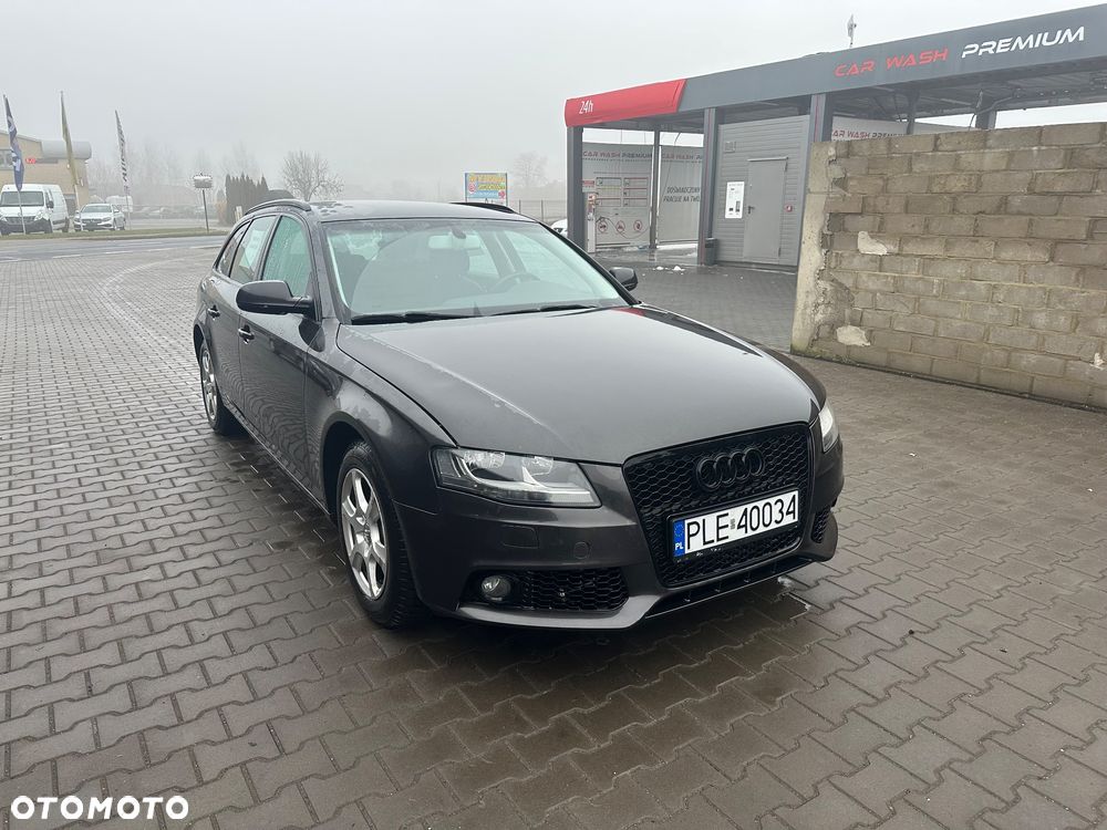 Audi A4 Avant 2.0 TDI DPF Ambiente - 1