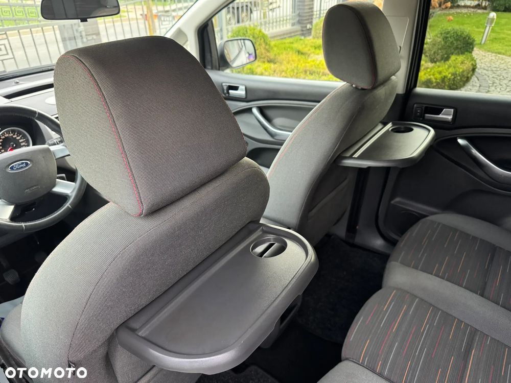 Ford C-MAX 1.8 S - 33