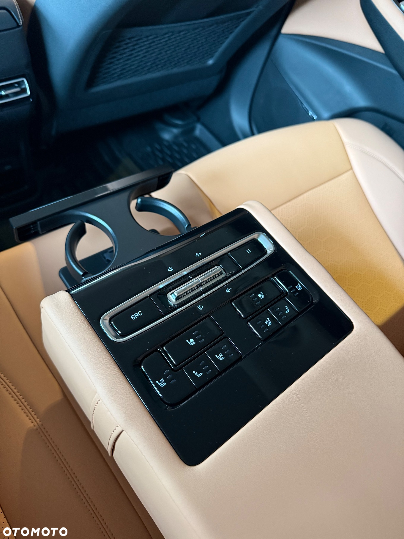 Baic Beijing 7 1.5T Luxury DCT - 11
