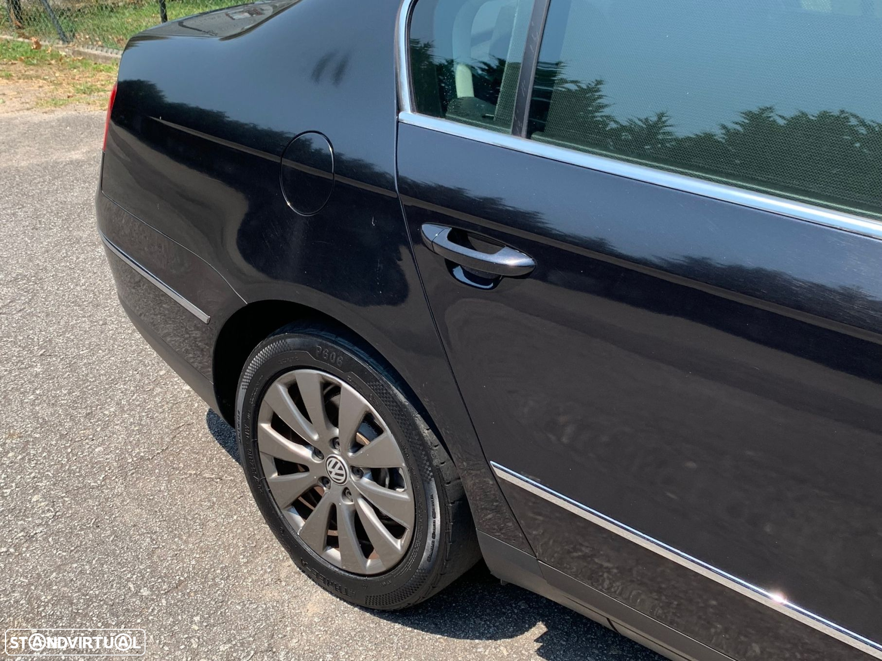 VW Passat 2.0 TDI BM Confortline - 10