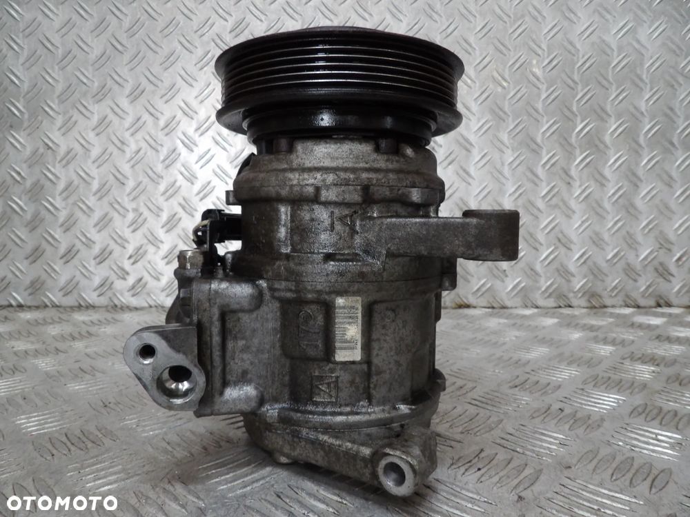 JEEP GRAND CHEROKEE WJ 4,7 V8 SPRĘŻARKA KLIMATYZACJI 10PA17E