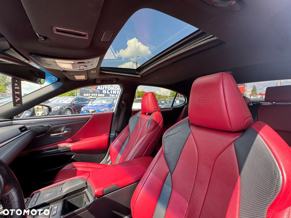 Lexus ES 300h F Sport - 6