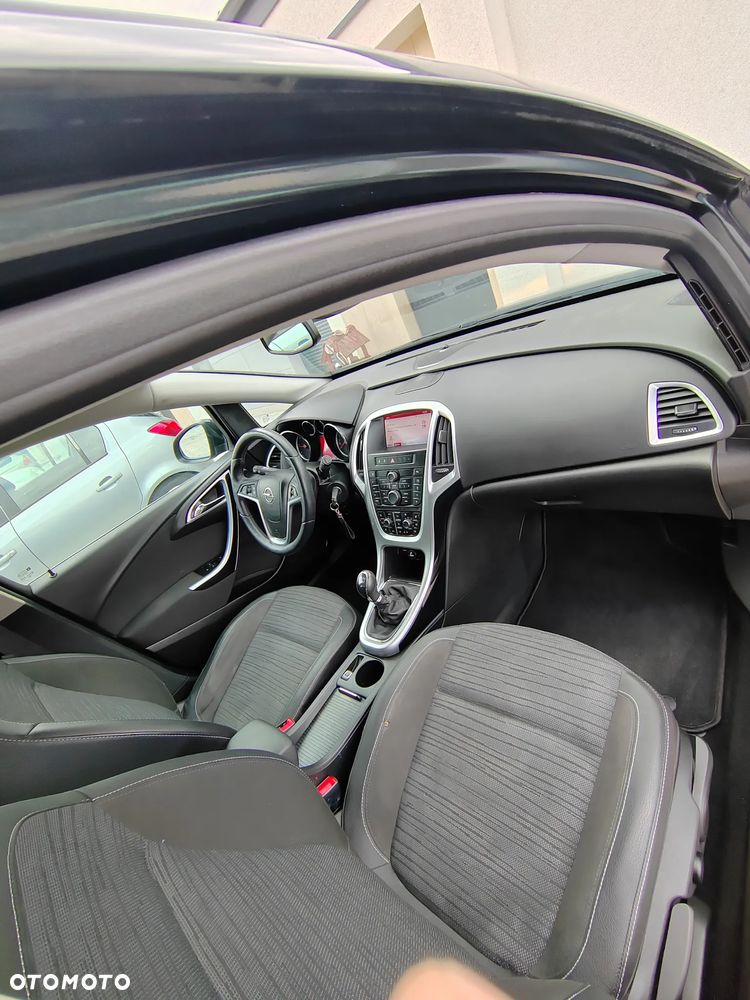 Opel Astra 1.7 CDTI DPF ENERGY - 5