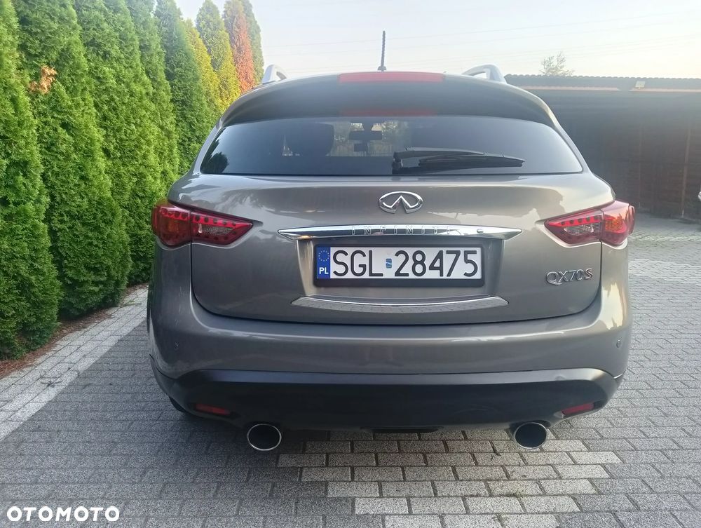Infiniti QX70 3.0d S Premium - 11