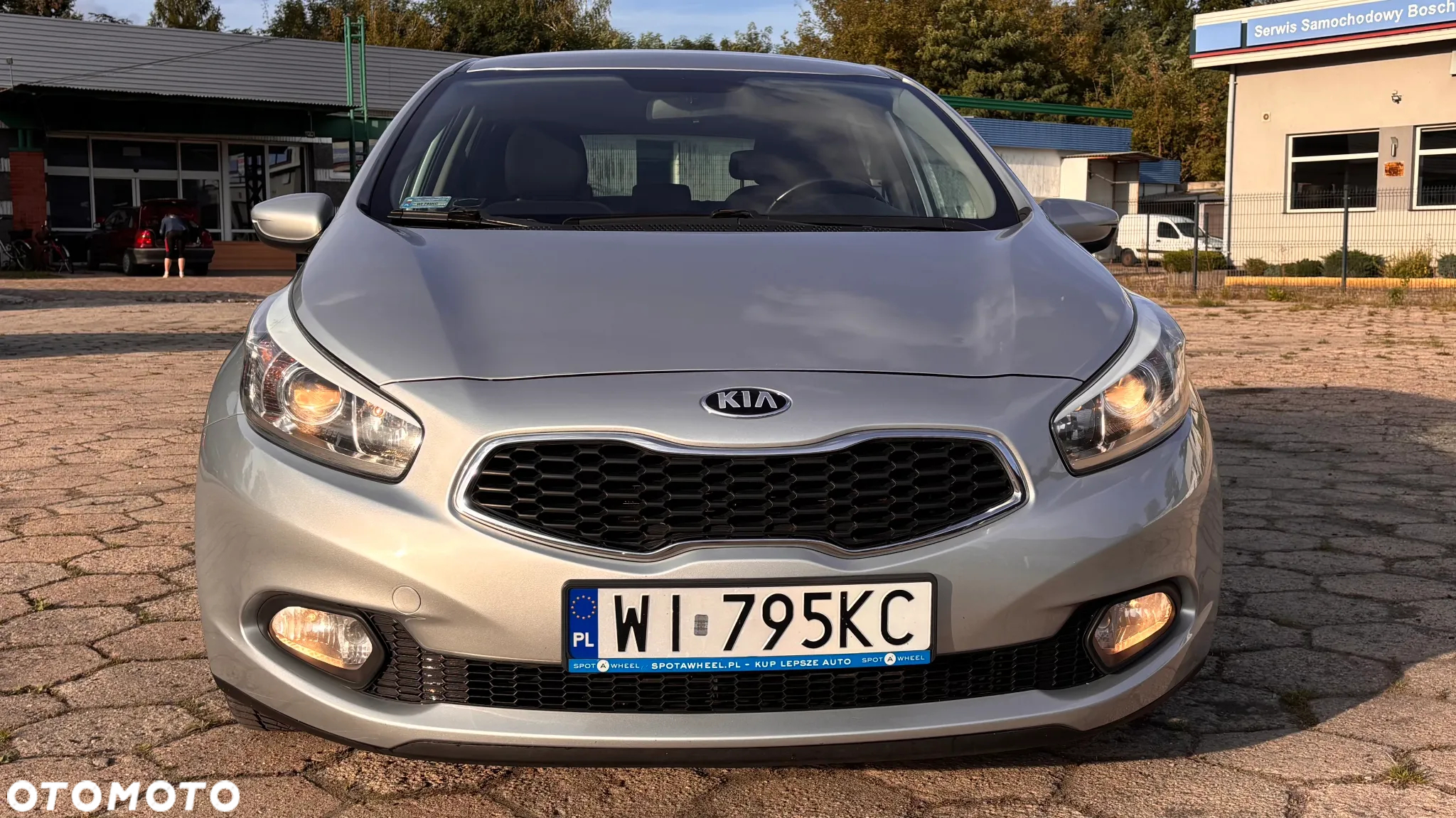Kia Ceed - 7