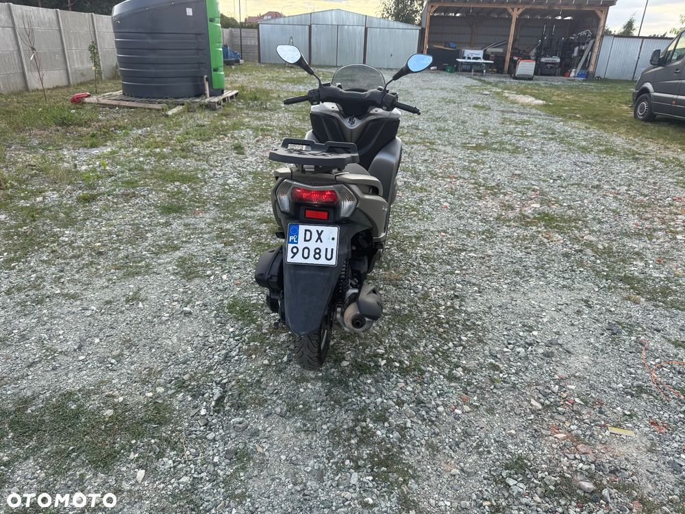 Yamaha Tricity - 12