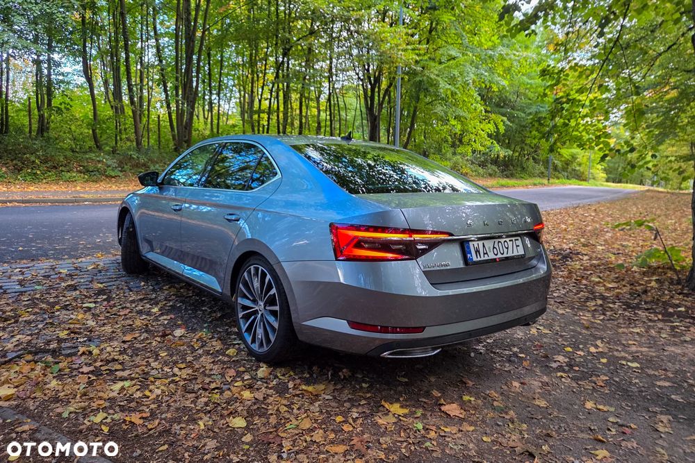 Skoda Superb 2.0 TDI SCR 4x4 L&K DSG - 5