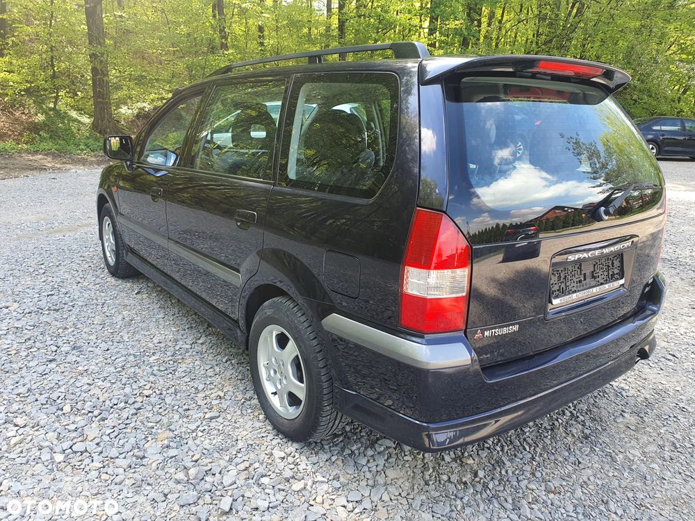 Mitsubishi Space Wagon 2.4 GDI Family - 2