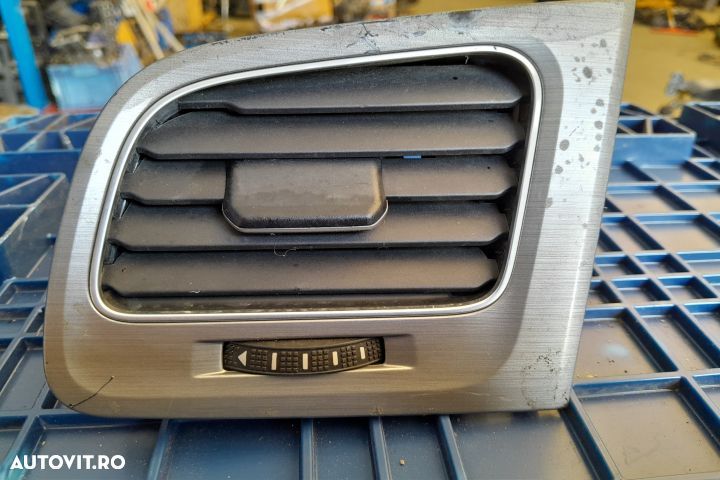Grila ventilatie bord stanga 5G1819703 Volkswagen VW Golf 7 [2012 - 2 - 4