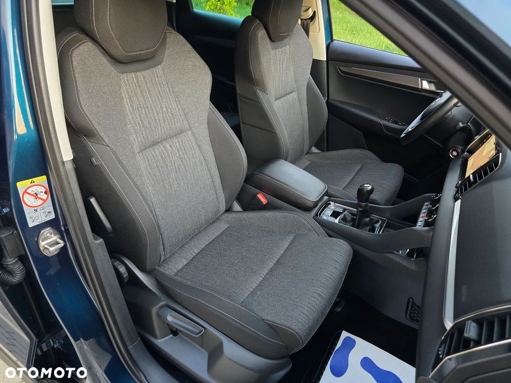 Skoda Karoq 1.5 TSI ACT Ambition - 37