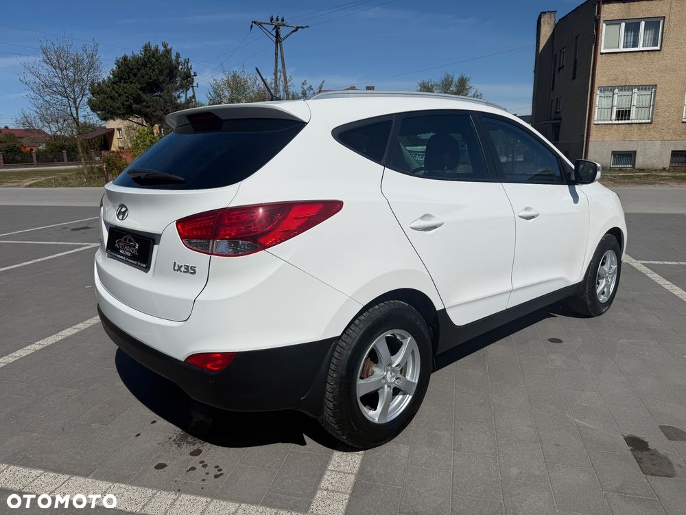 Hyundai ix35 1.6 2WD UEFA EURO 2012 Edition - 4