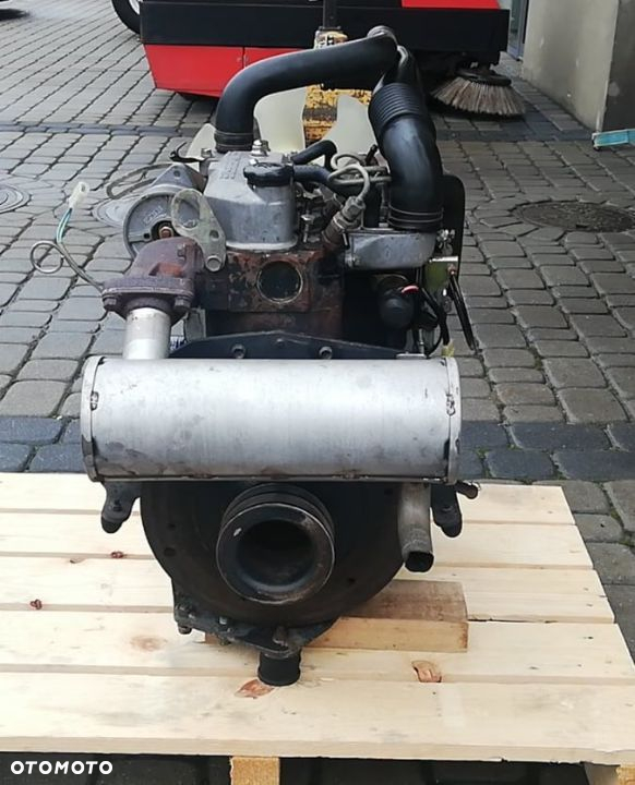 ISEKI SG15 SILNIK KOMPLETNY E262 619 cm/3  4877 NETTO - 5