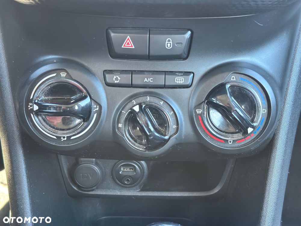 Peugeot 2008 120 VTI Automatik Active - 14