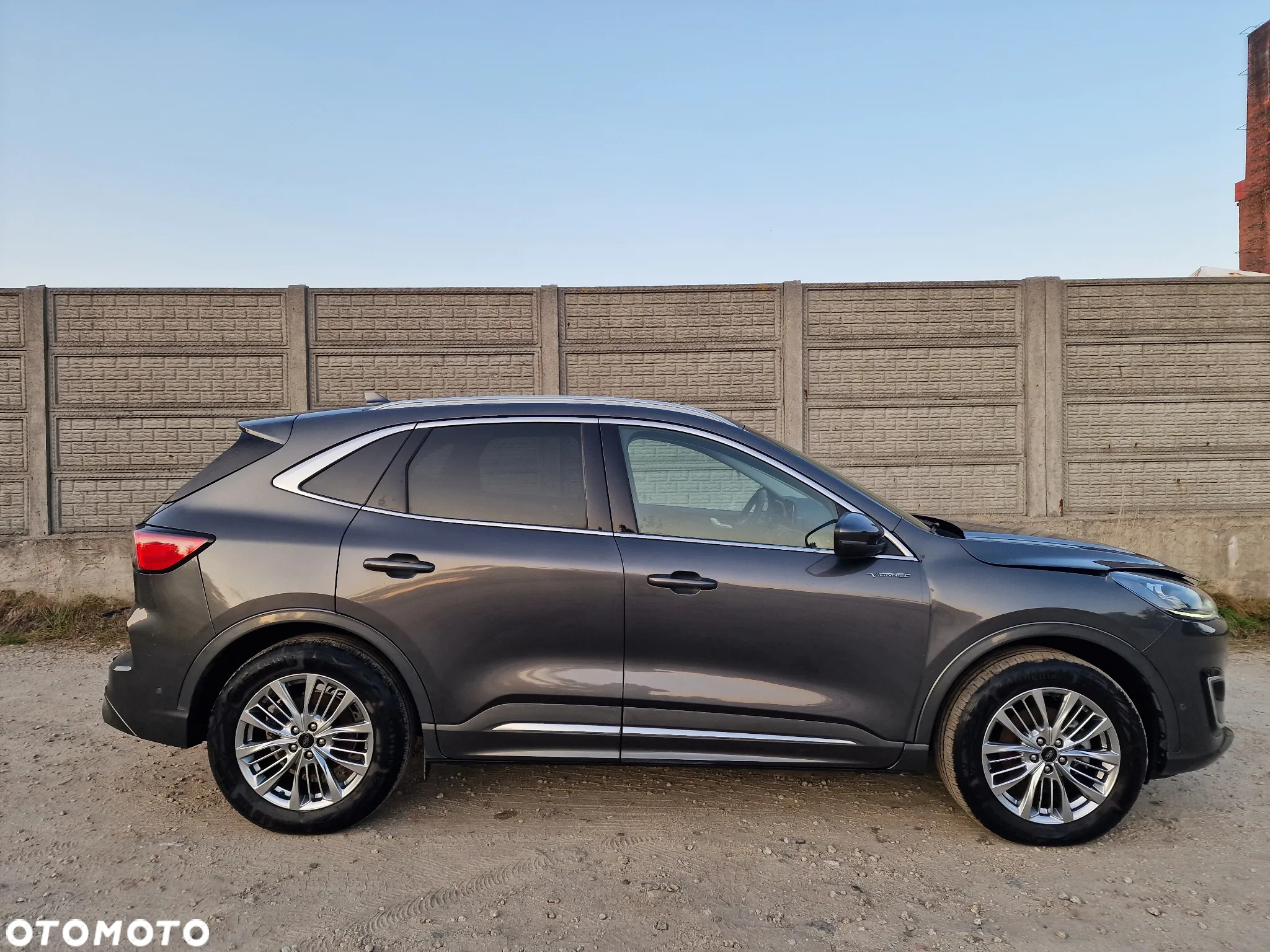 Ford Kuga 2.5 Duratec PHEV VIGNALE - 3