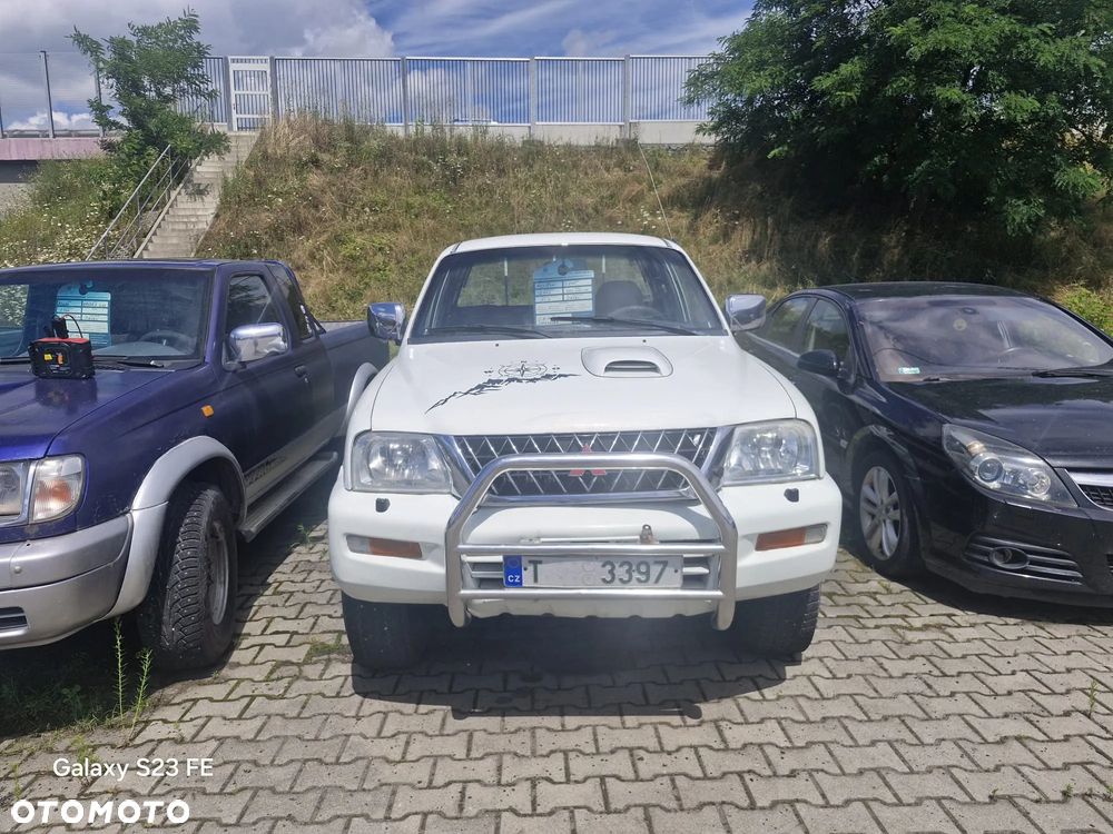 Mitsubishi L200 - 4