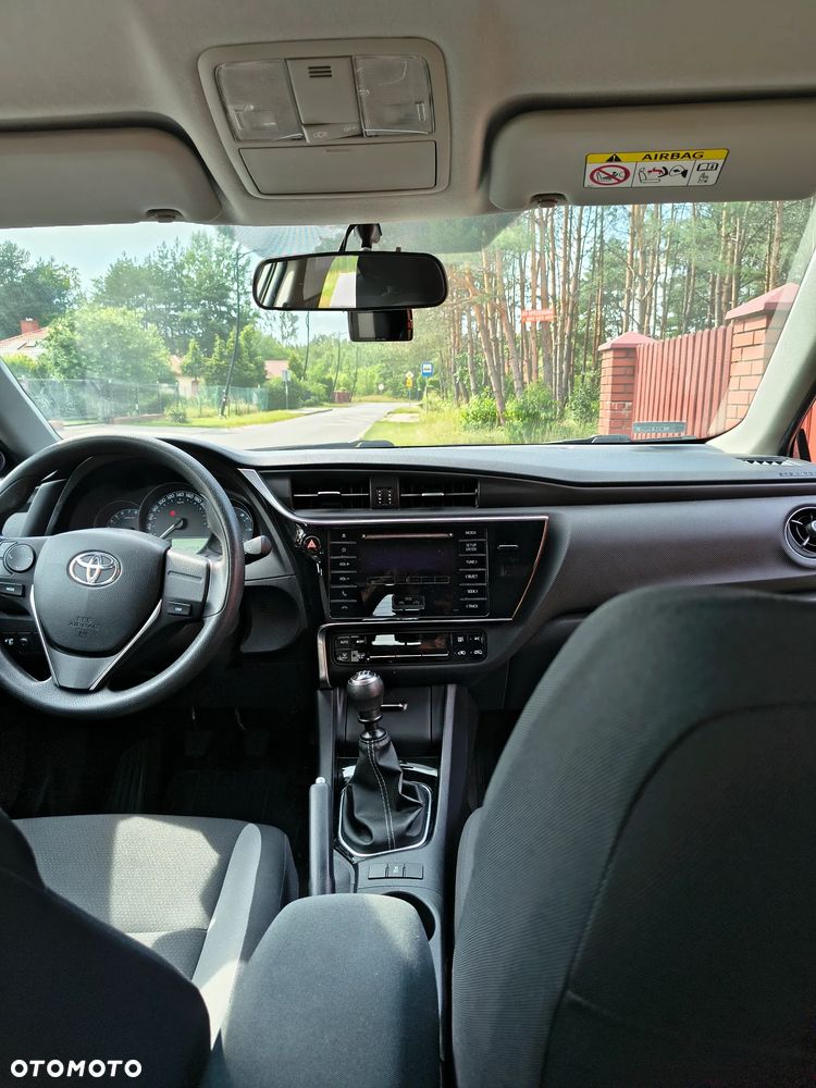 Toyota Auris 1.6 Active - 11
