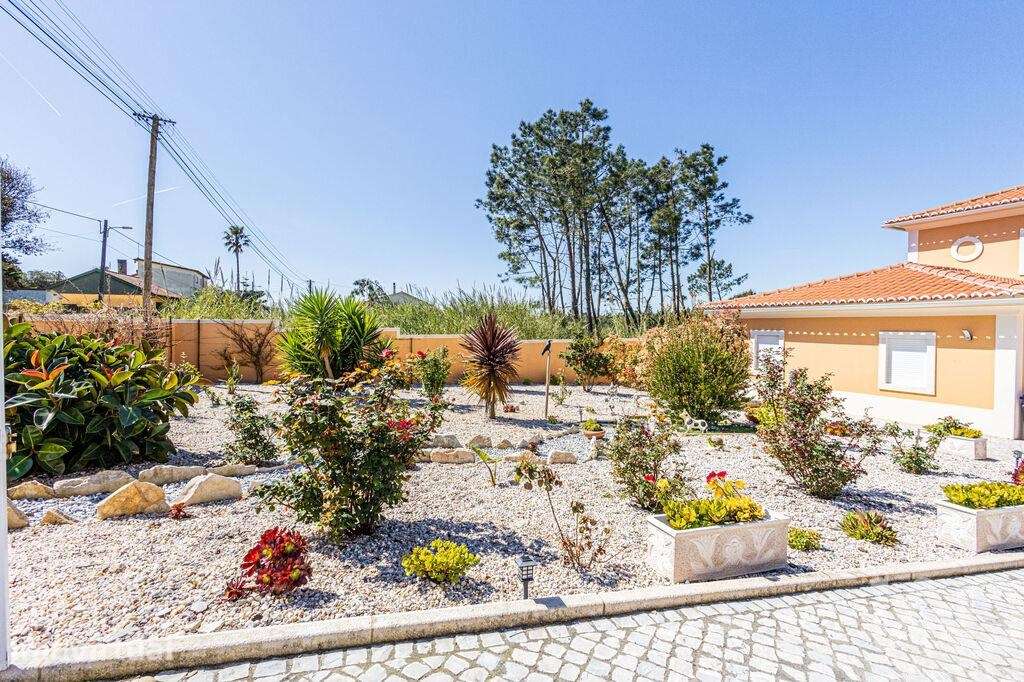 Casa / Villa T4 em Nadadouro de 228 m2 - Grande imagem: 5/40