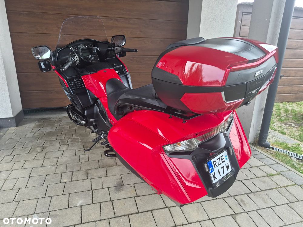 Honda GL - 4