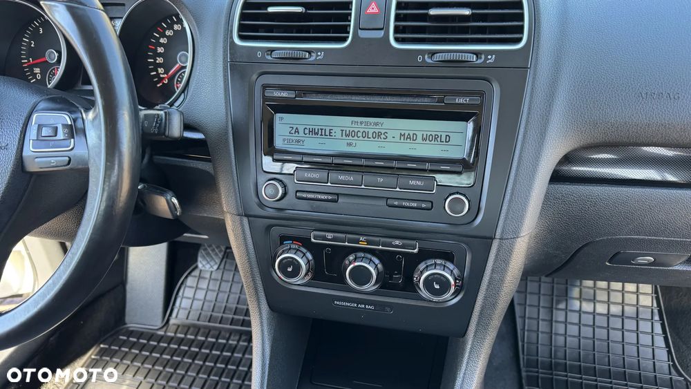 Volkswagen Golf 1.6 Edition - 31